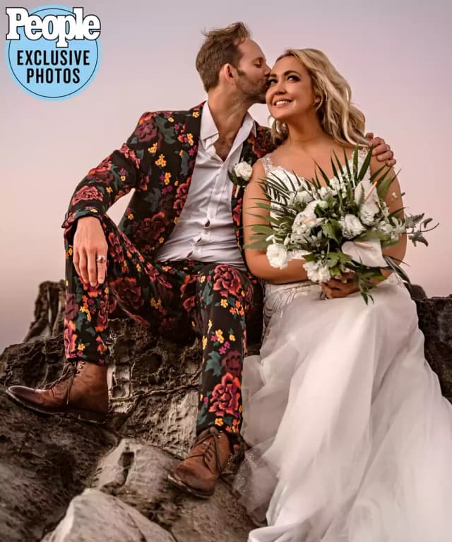 Meghan Linsey and Tyler Cain gallery image