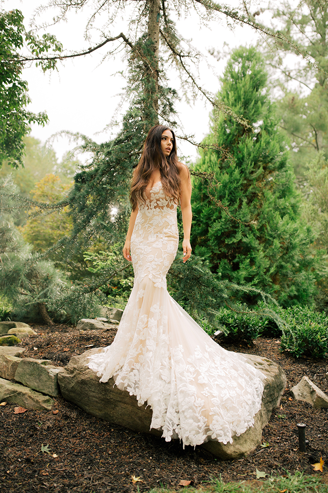 Arden — Rose Garden collection by Olia Zavozina